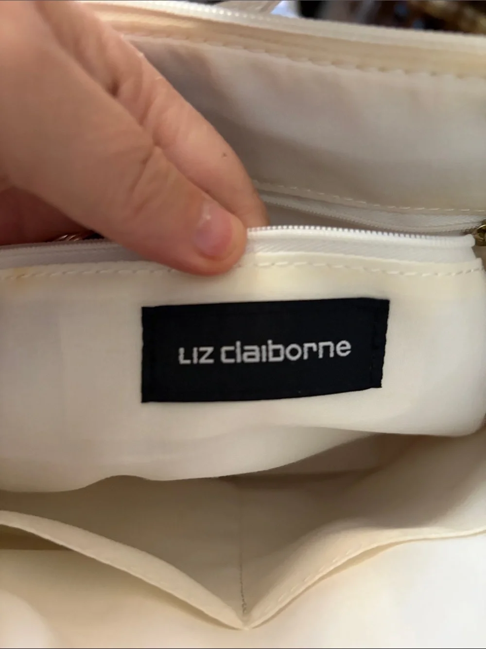 Liz Claiborne White Floral Shoulder Bag with Pink & Red Flowers